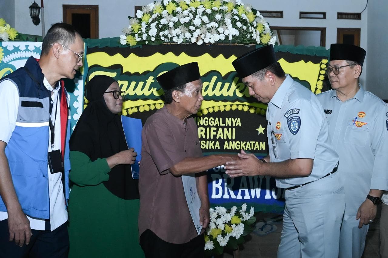 Kurang dari 24 jam, Jasa Raharja Serahkan Santunan kepada Ahli Waris Korban Kecelakaan Kereta di Bekasi